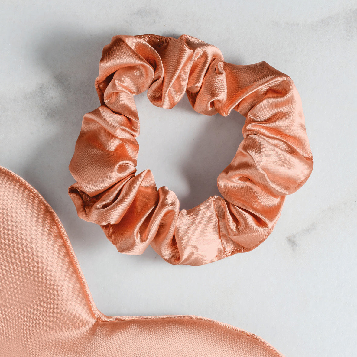 Large scrunchy silk Ondine Rose gold - D 11 cm