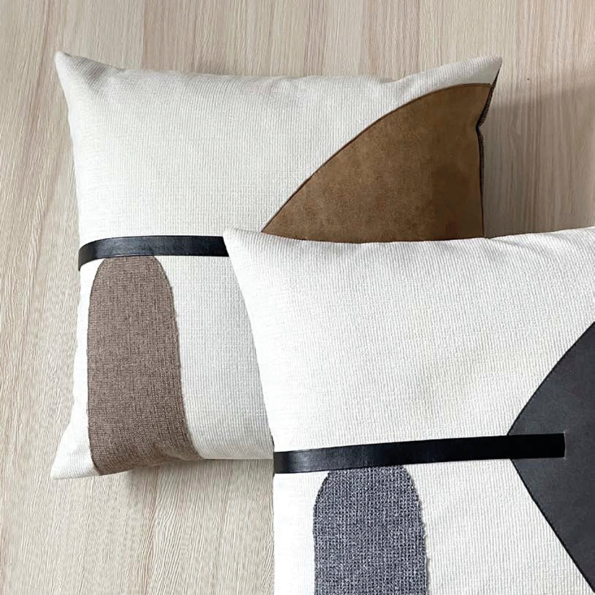 Cushion cover Manon Brown - 45 x 45 cm