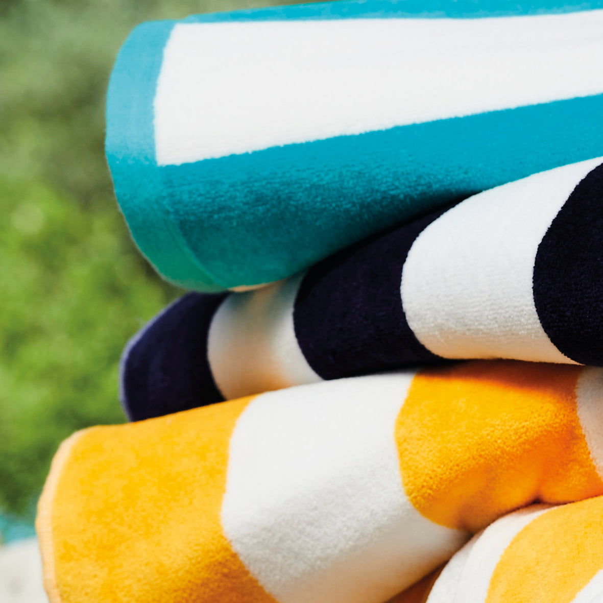 Serviette de plage Alba Bleu foncé - 90 x 180 cm