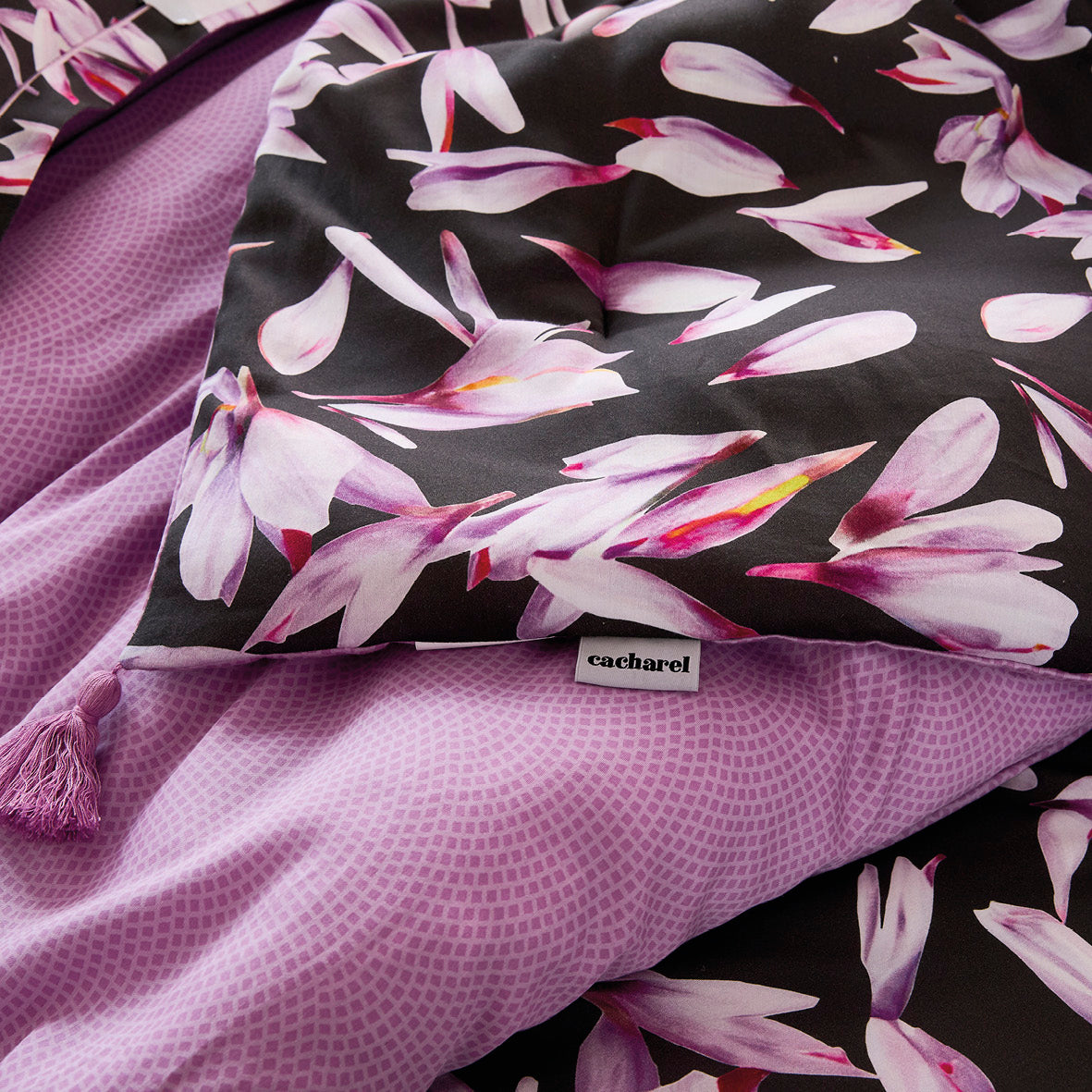 Quilt with tassels cotton satin - Nuit en fleurs Black - 140 x 200 cm