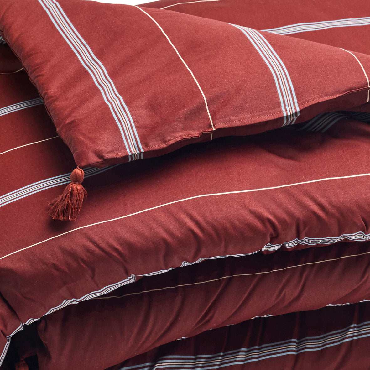 Quilt with tassels cotton satin - Elior Burgundy - 140 x 200 cm