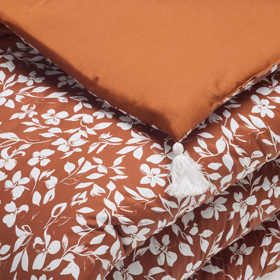 Quilt with tassels cotton satin - Fleurs minimalistes Terracotta - 140 x 200 cm