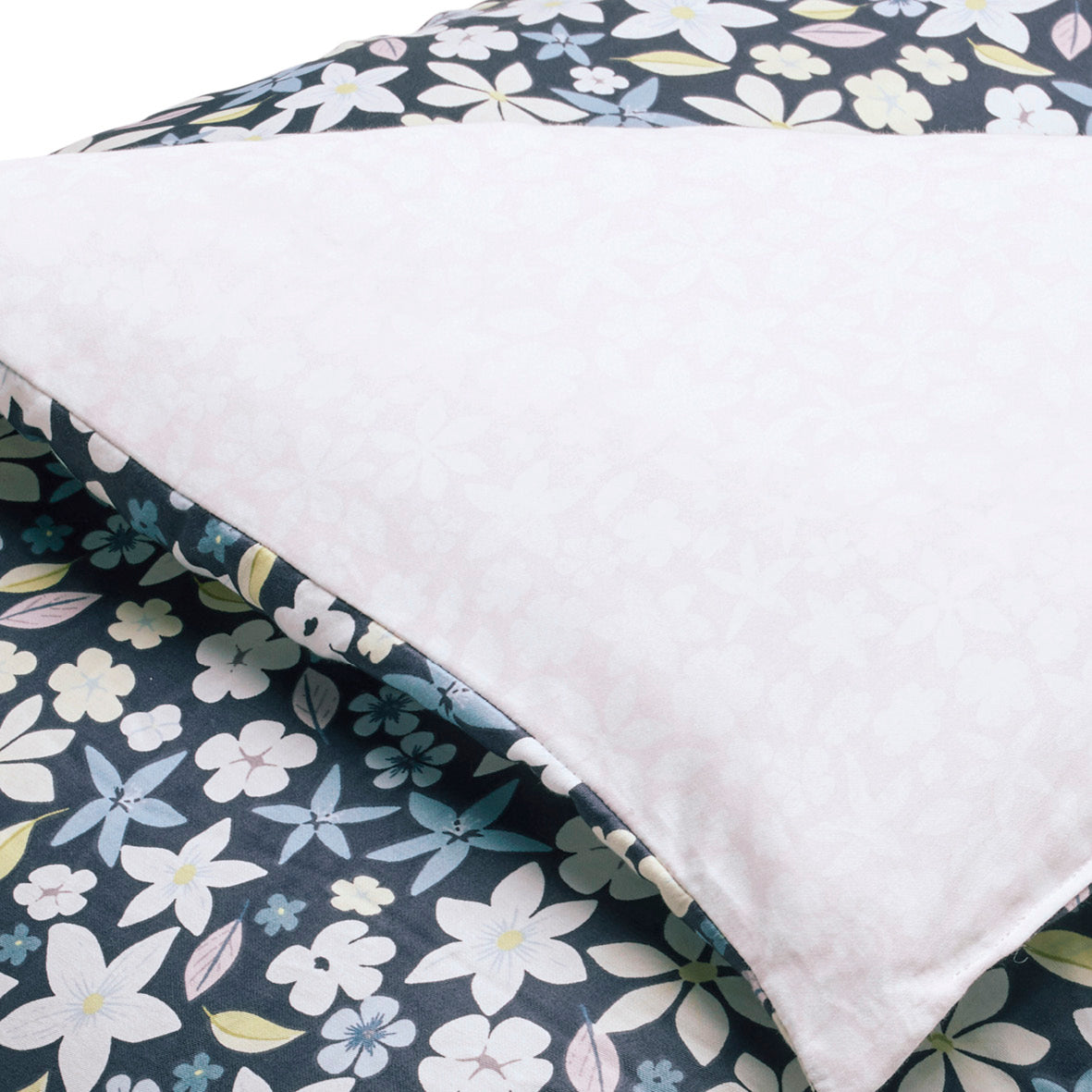 Quilt with tassels Etoile de Printemps Blue - 140 x 200 cm