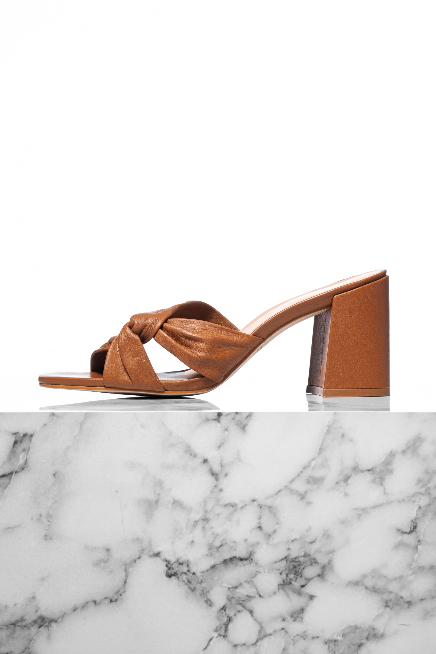 BECKY COGNAC - MULE