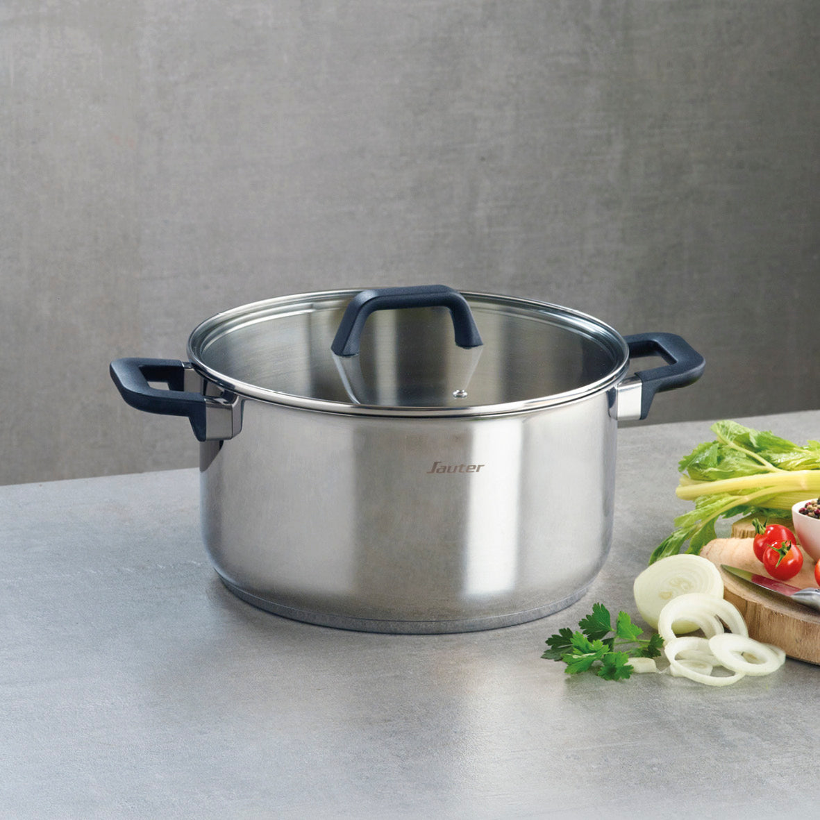 Casserole with glass lid Qulinox Pro - Triple bottom - stainless steel - 28 cm