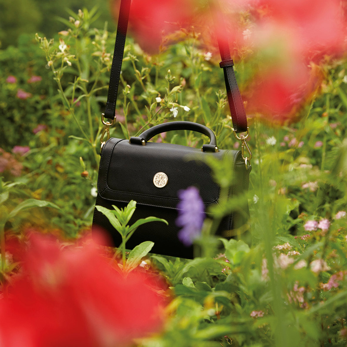 Cross body bag with flap - Nina