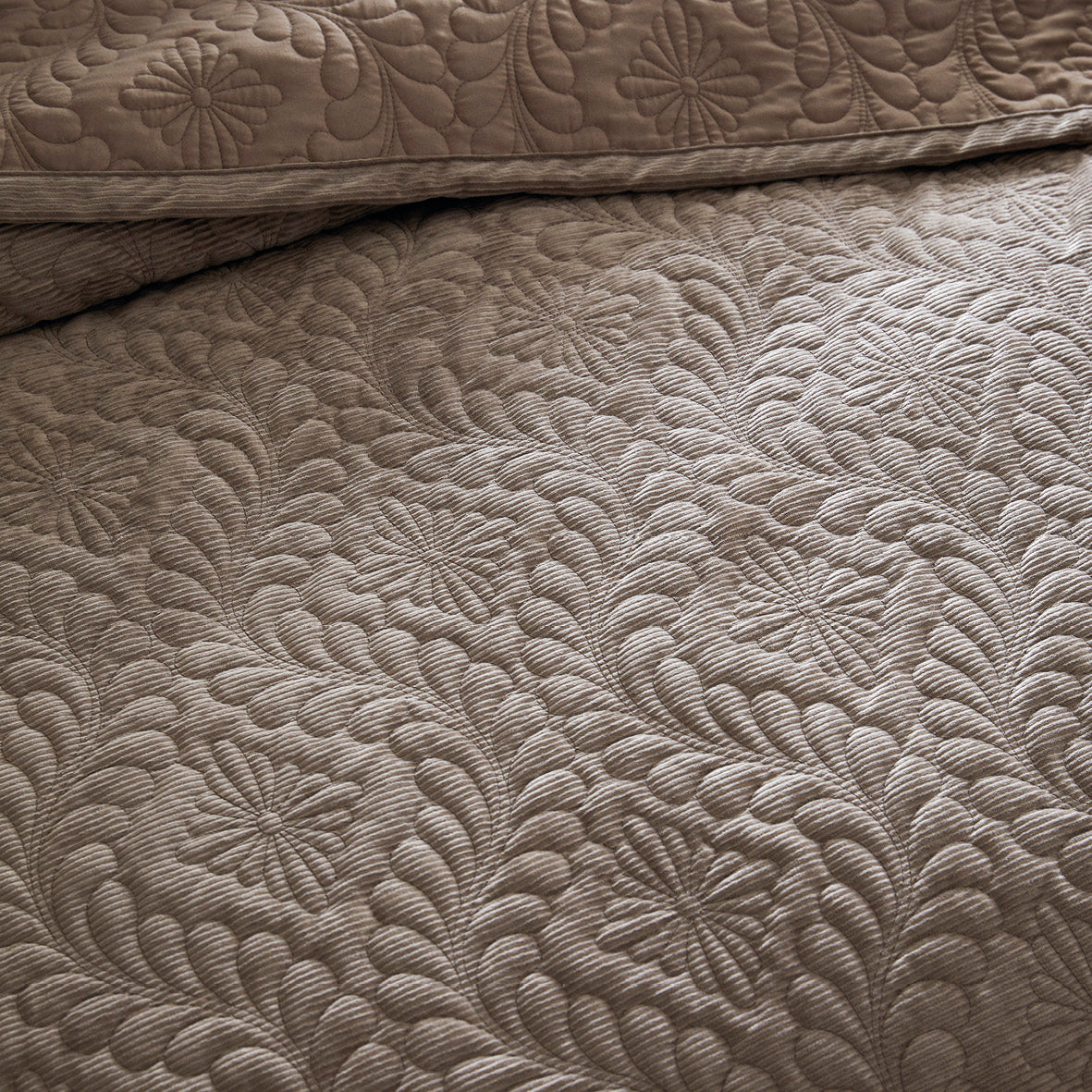 Bedspread in corduroy - 220 x 250 cm - Flower Taupe