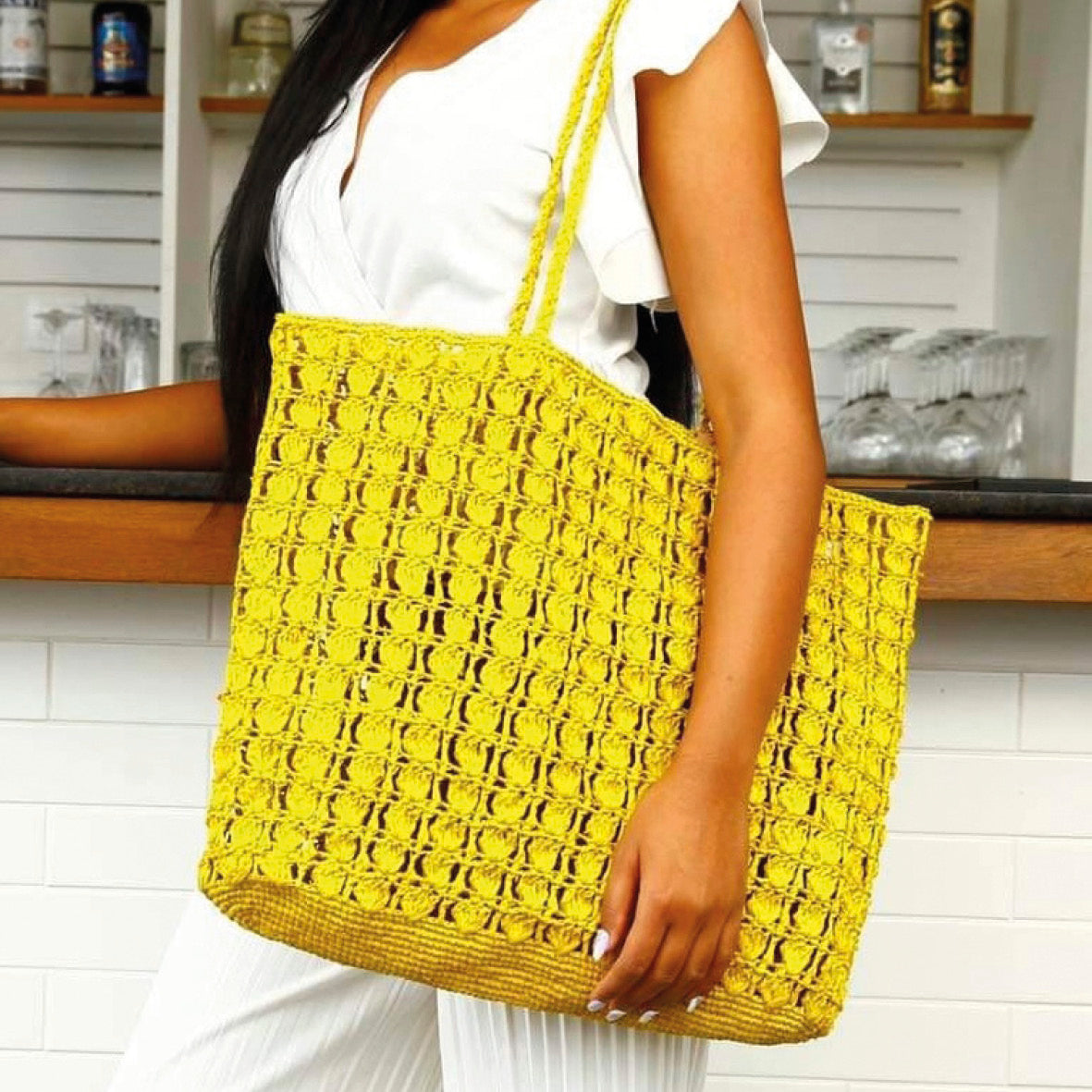 Handbag in raffia Flora