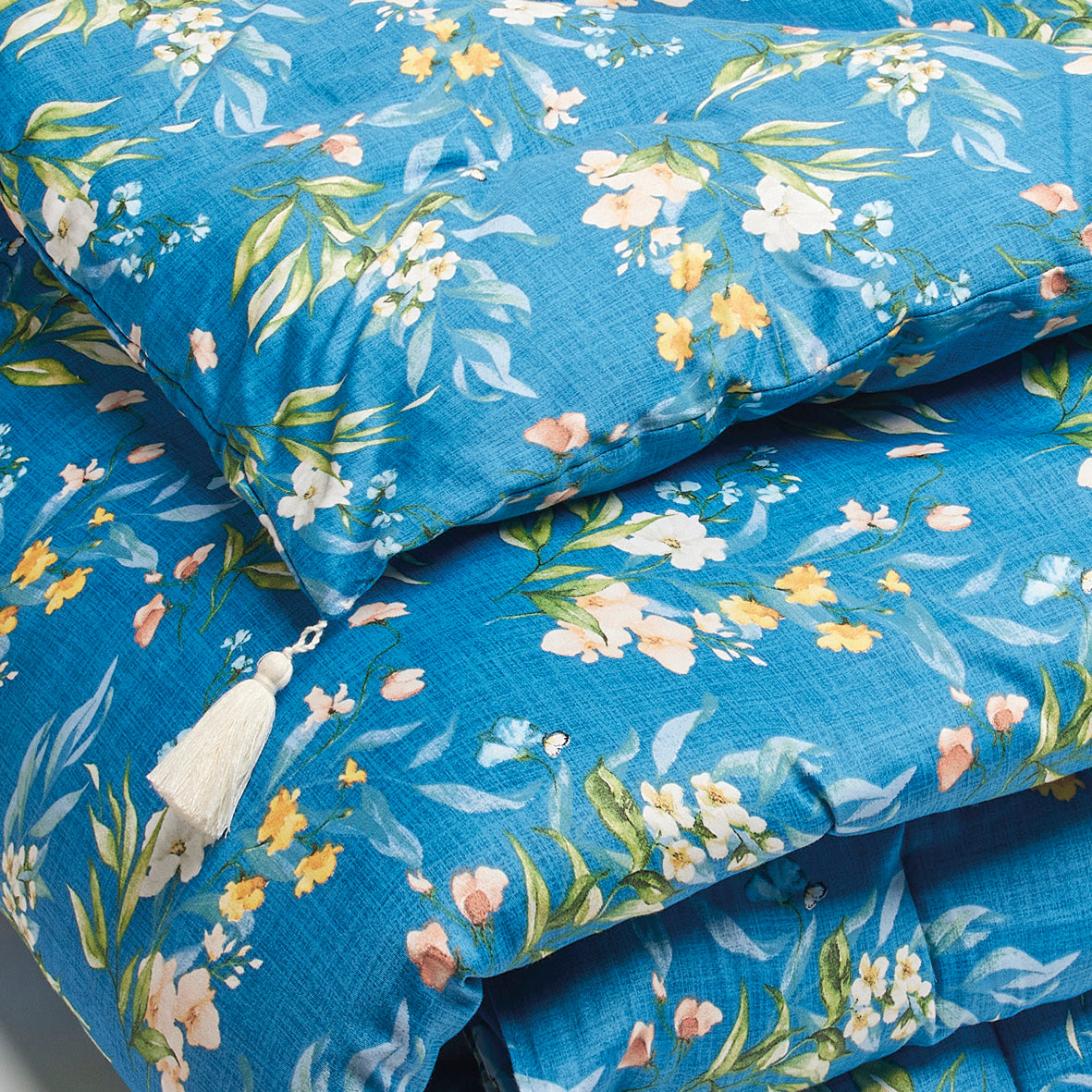 Quilt with tassels - Belle de nuit Blue