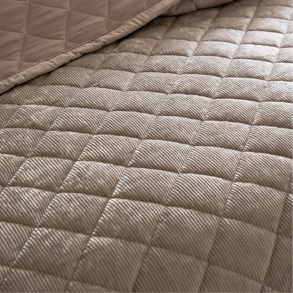 Bedspread corduroy Diamond Taupe - 220 x 250 cm