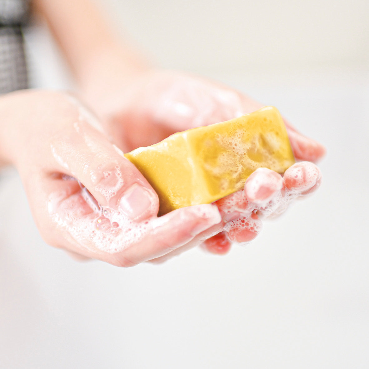 Pack de 3 savons de Marseille solides fruités - 3 x 100 g