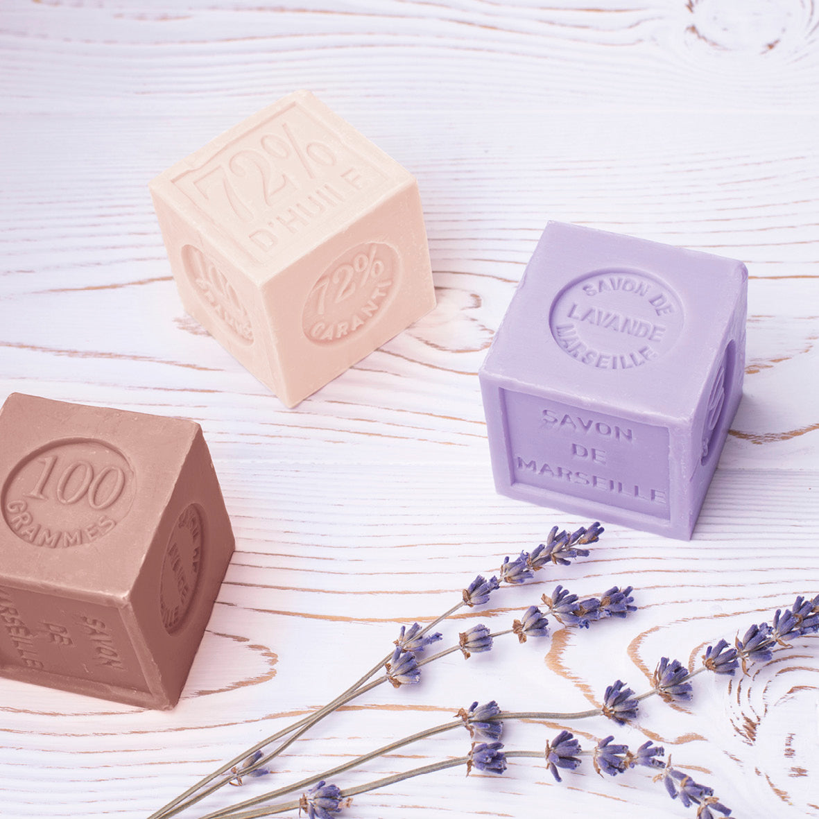 Pack de 3 savons de Marseille solides fleuris - 3 x 100 g