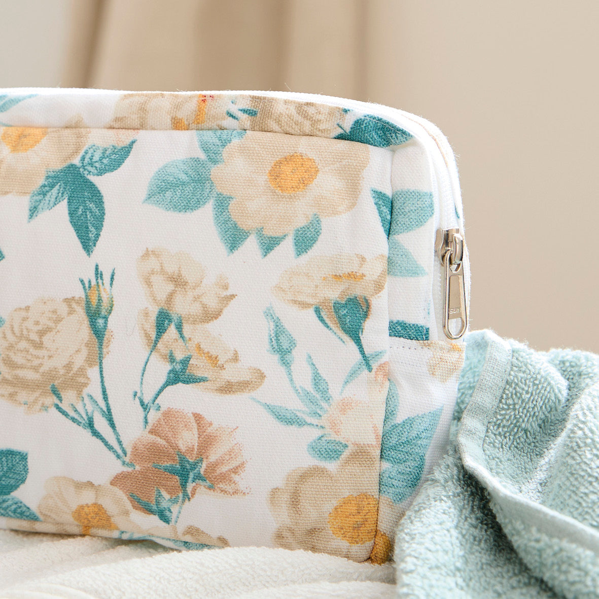 Pouch Calme floral White - 14 x 20 cm