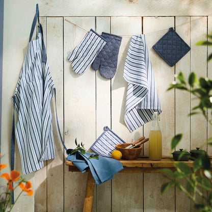 Set of apron, oven mitt and potholder Nina Blue - 60 x 90 cm + 17 x 32 cm + 20 x 20 cm
