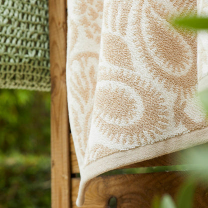 Bath towel Jacquard Love Stories Taupe - 70 x 140 cm