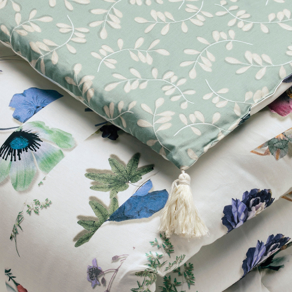 Quilt with tassels Semis Yellow - 140 x 200 cm