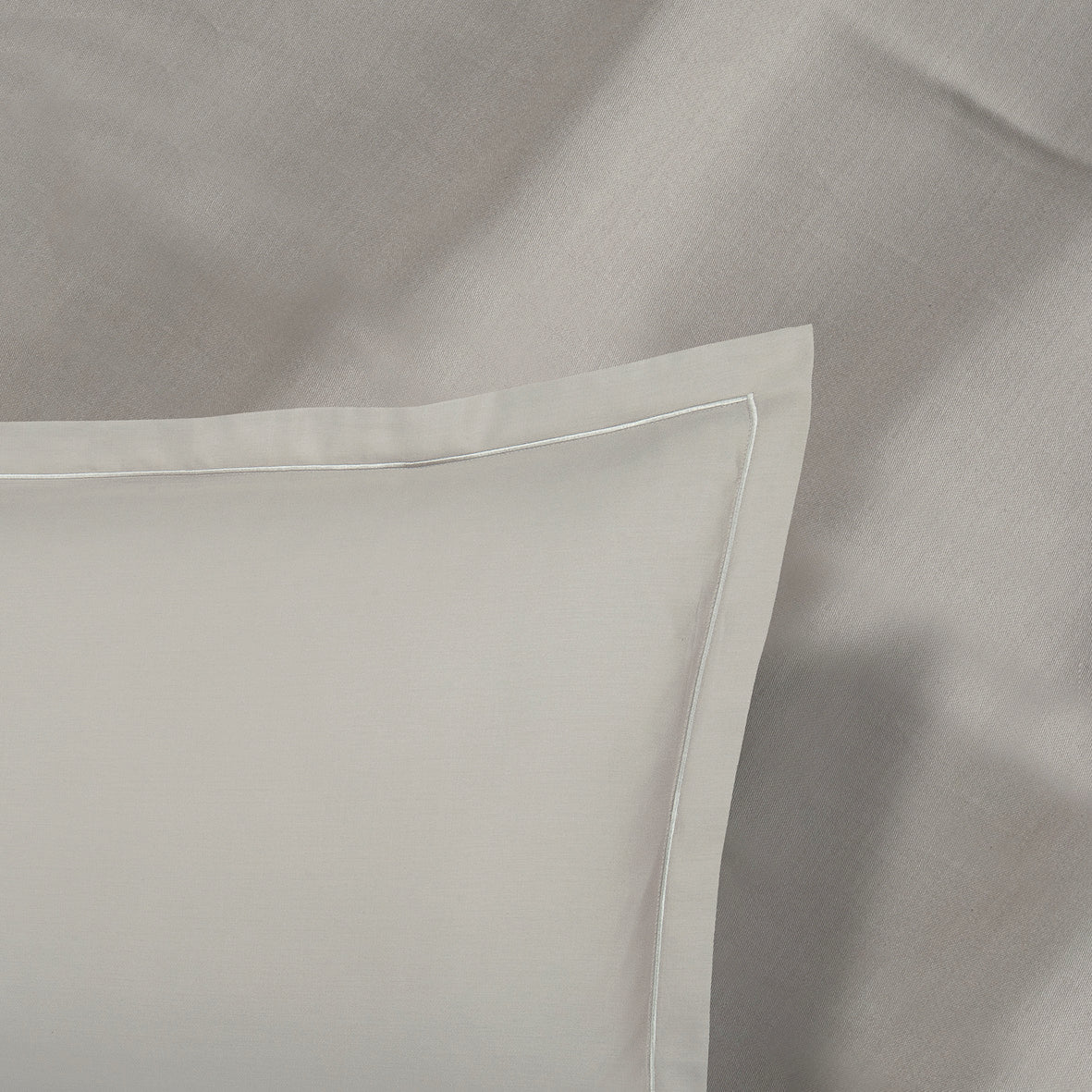 Taie d'oreiller satin de coton Uni 1 baratta Taupe 01