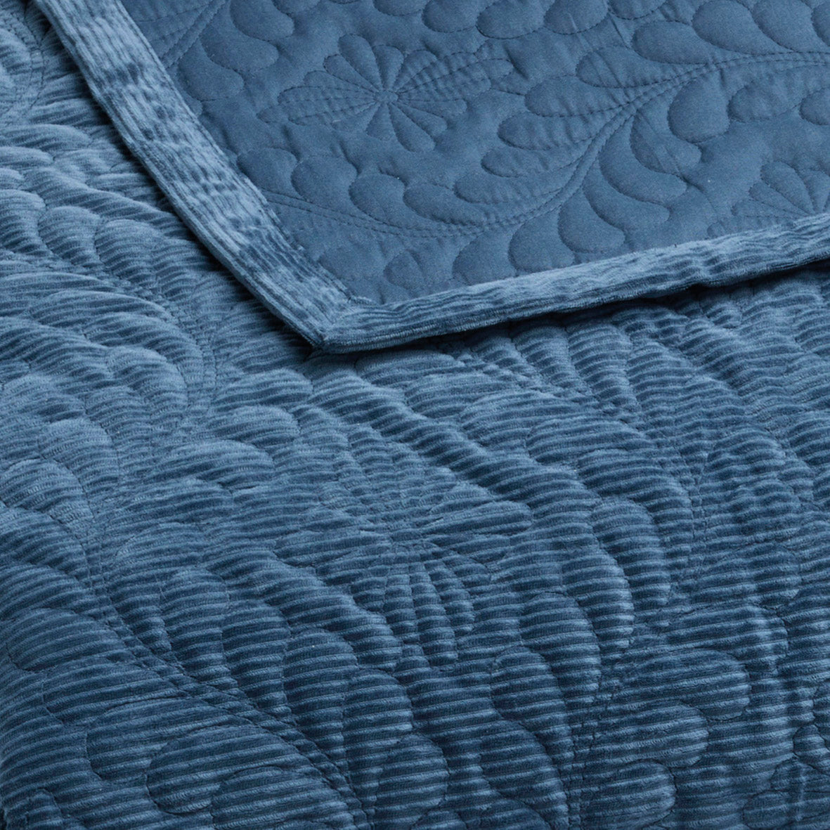 Bedspread corduroy - Flower Blue - 220 x 250 cm