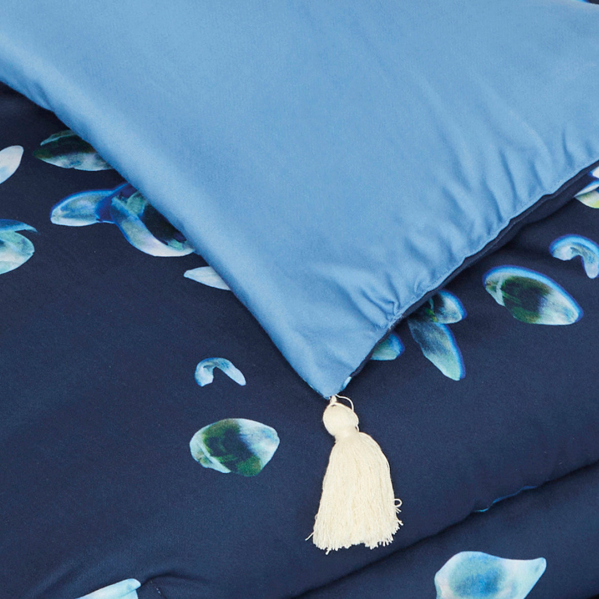 Quilt with tassels - Aurore Blue