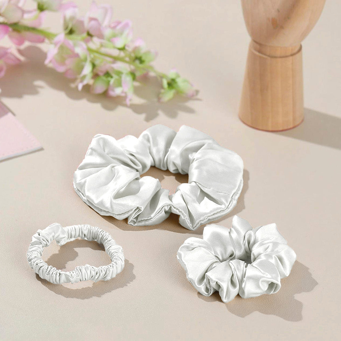 Large scrunchy silk - Élyna White - D 11 cm