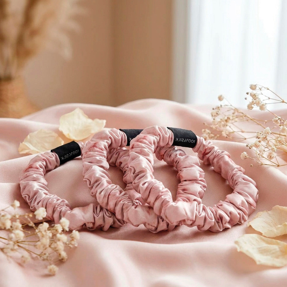 Set of 3 skinny scrunchies silk - Pink marble