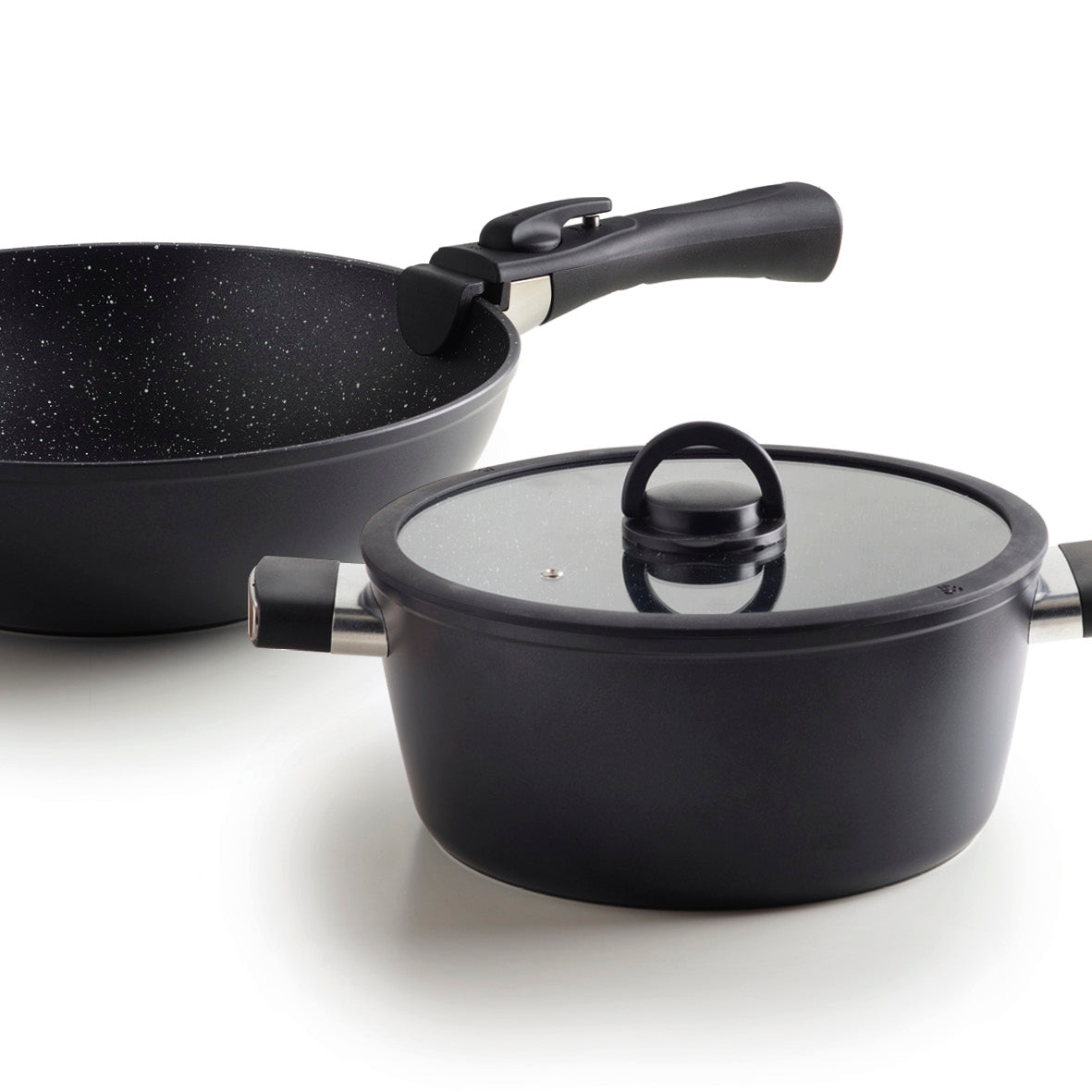 Stackable cookware set in aluminium with removable handle 5 pieces - Black
