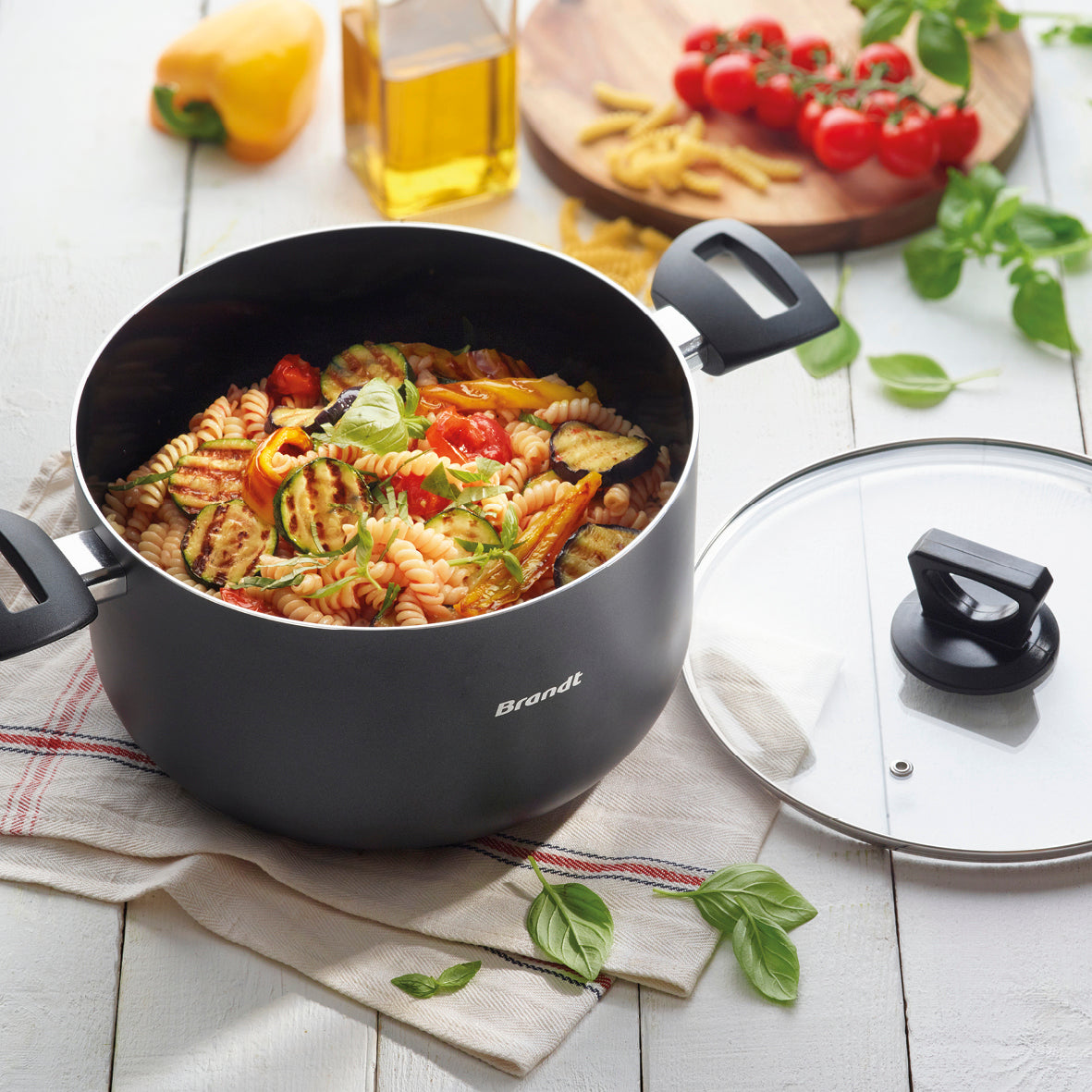 Stackable cookware set with removable handle 16 pieces - Black