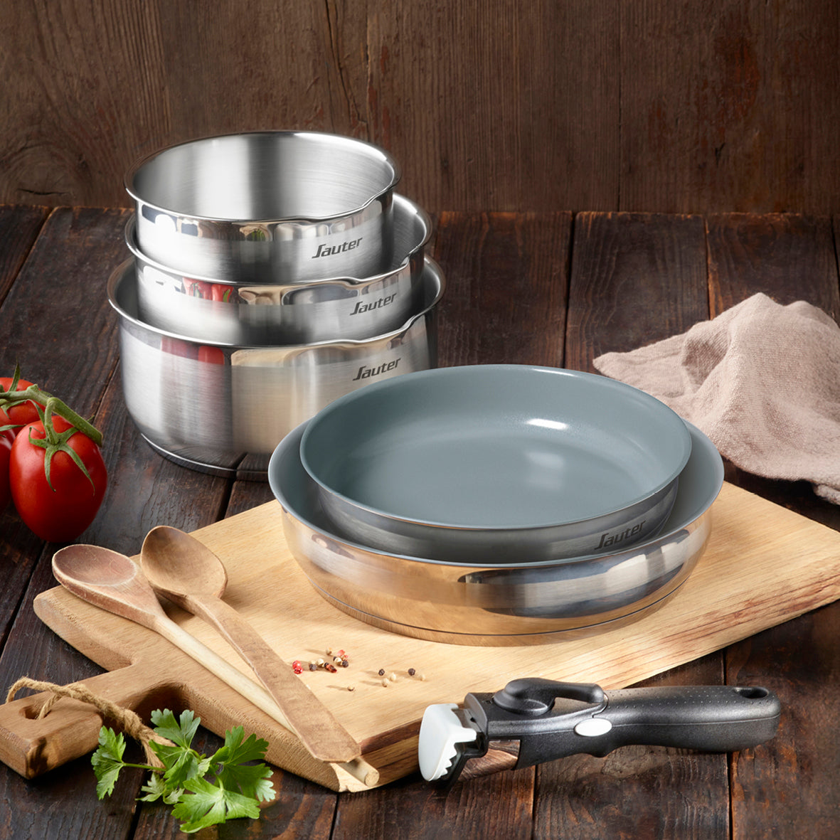 Non-stick stackable cookware set with removable handle 6 pieces - Silver