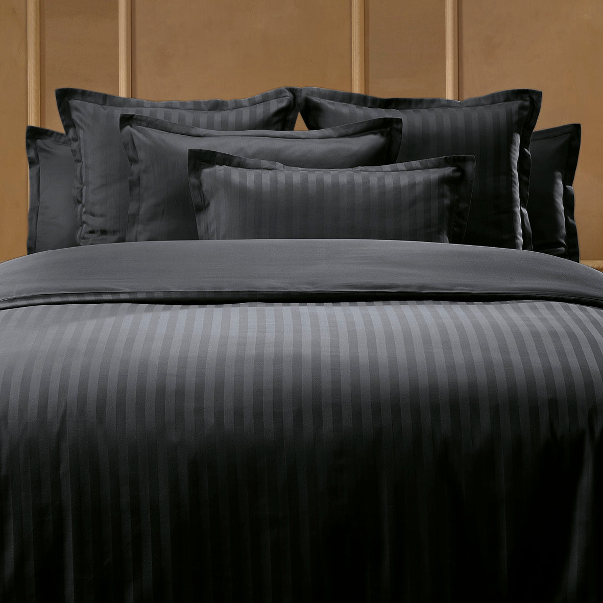 Pillowcase(s) cotton satin - Jacquard woven - dobby stripe black