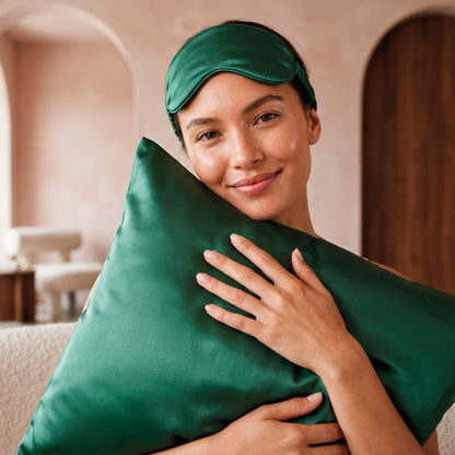 Pillowcase + eyemask silk - Nuit de soie Sage green