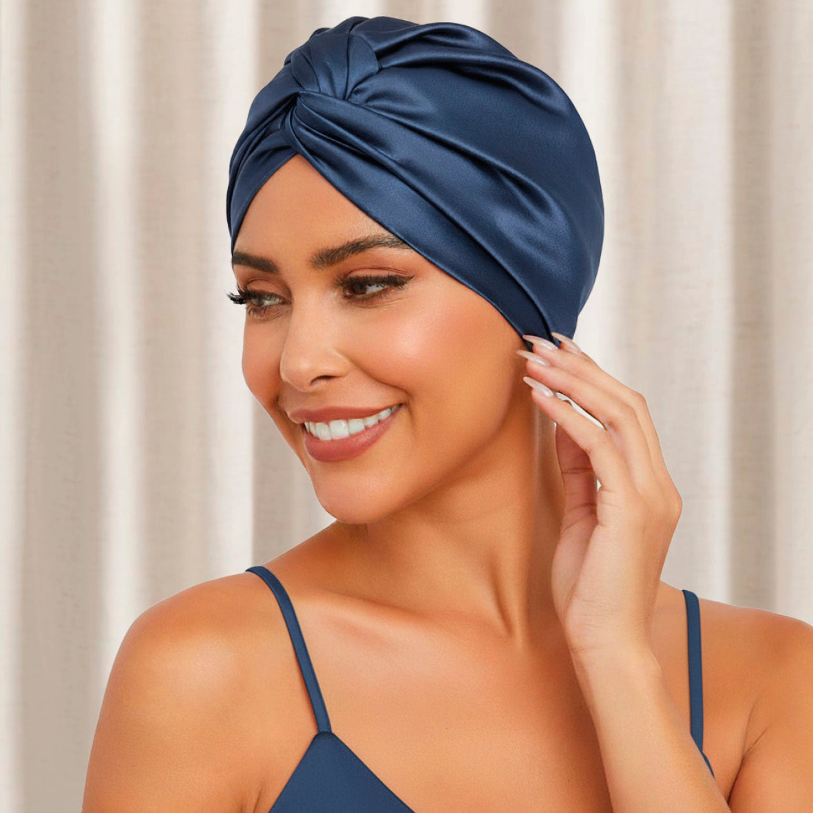 Nightcap silk - Myrrha Navy blue - 20 x 30 cm