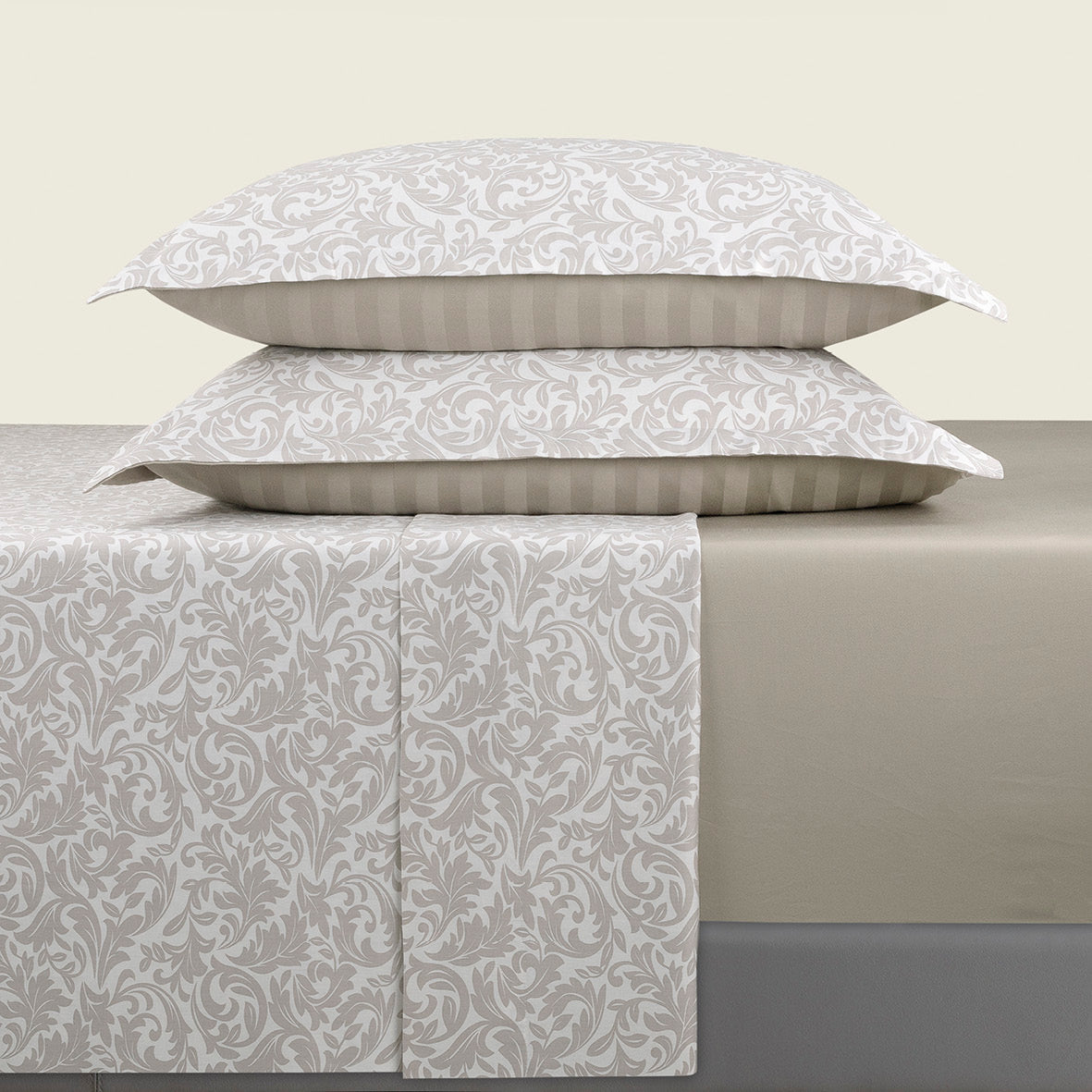 Sheet set : fitted sheet, flat sheet, pillowcase(s) in satin cotton - Esprit Damas Taupe