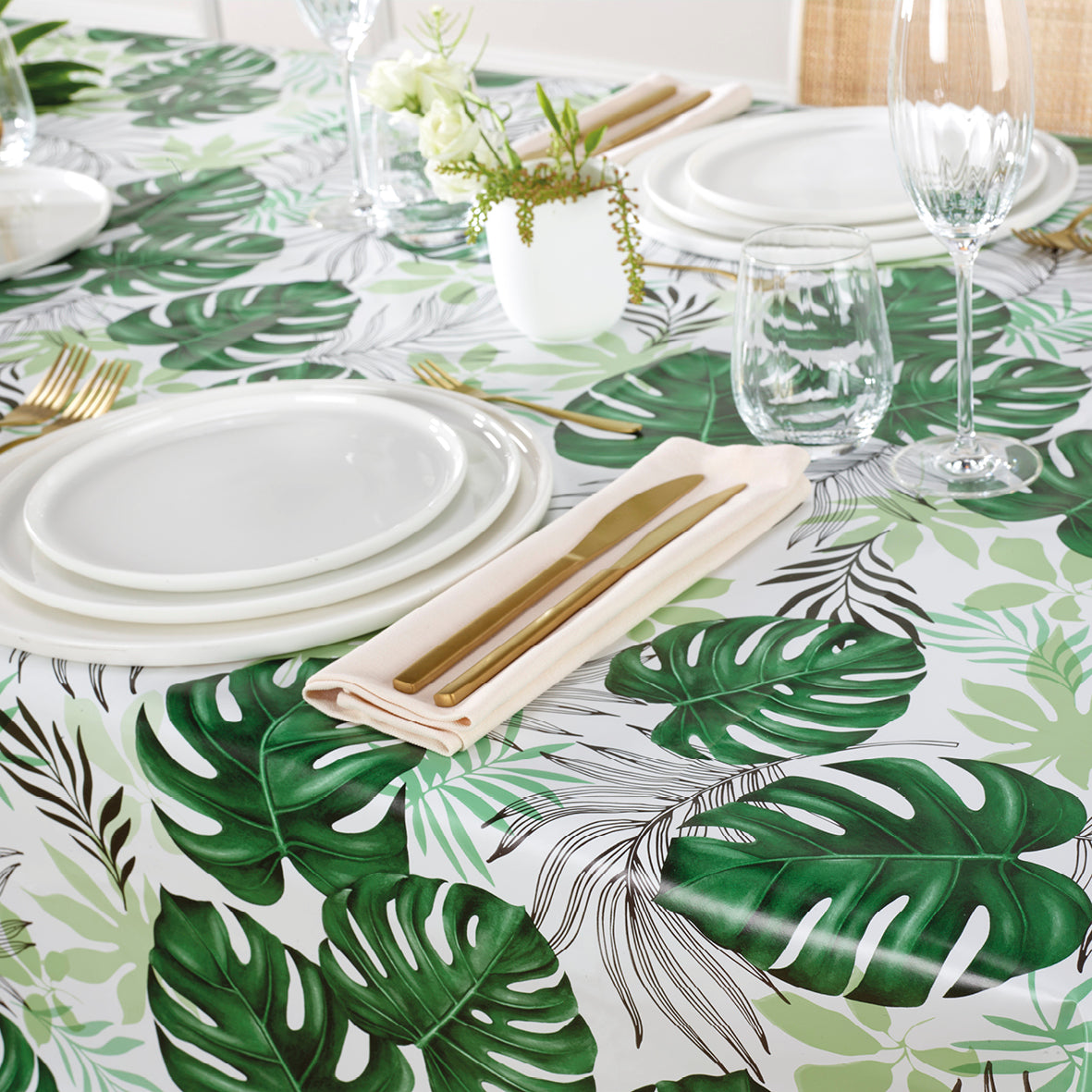 Tablecloth - Exotica White