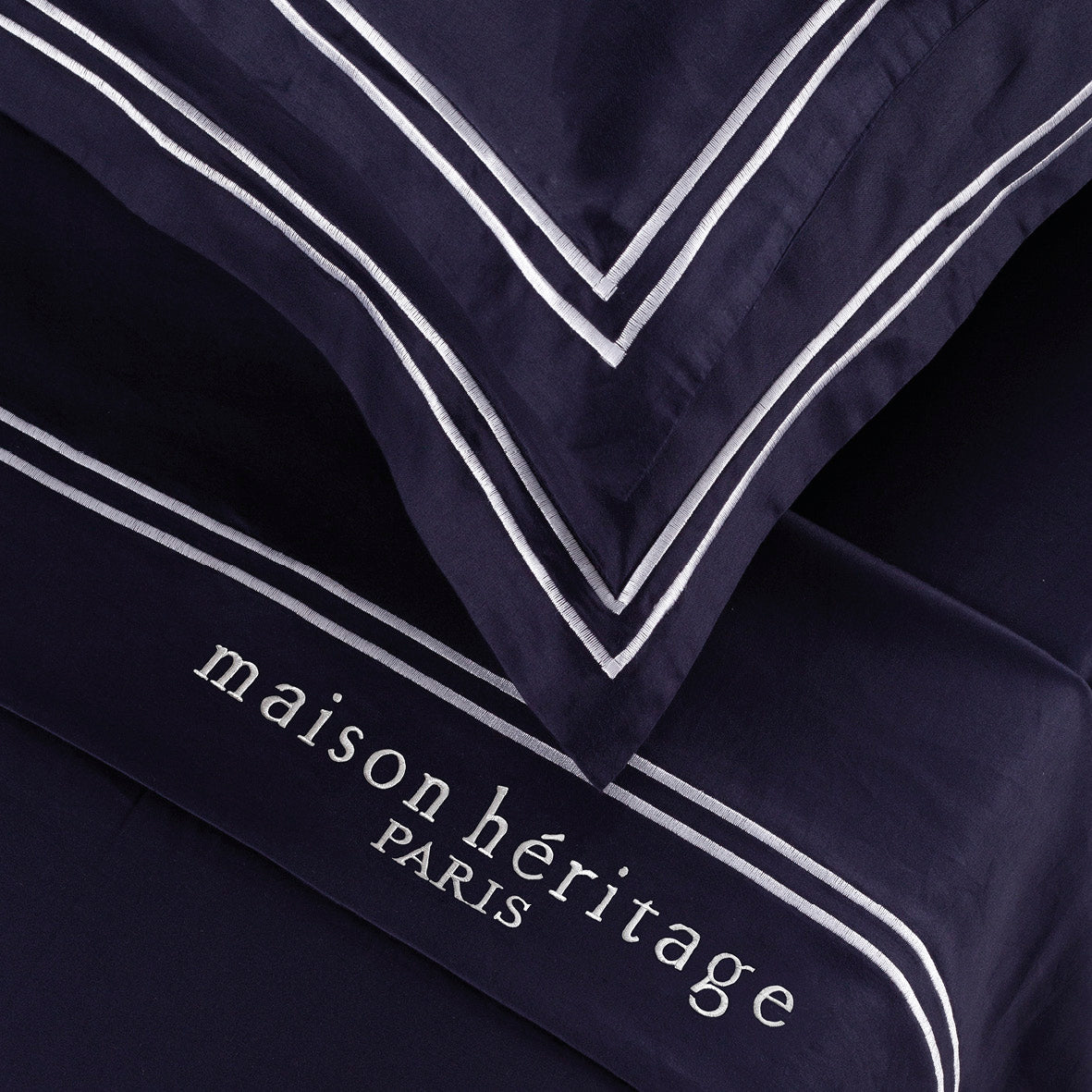 Sheet set cotton satin - Paris White / Dark blue