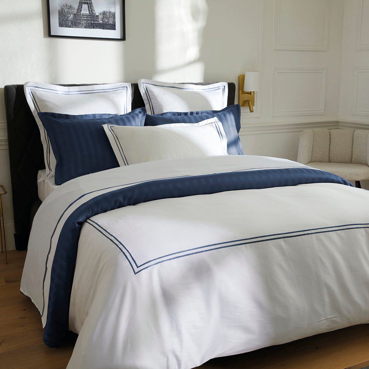 Housse de couette + taie(s) d'oreiller satin de coton - Paris Bleu foncé / Blanc