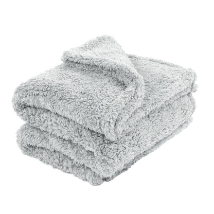 <p>Plaid teddy  Gris clair - 130 x 170 cm</p>