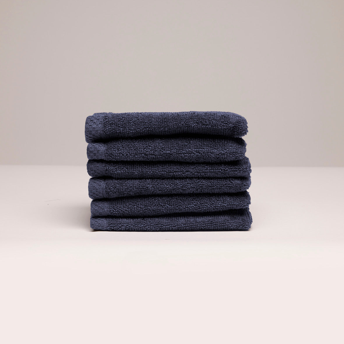 <p>Gant de toilette coton peigné LT - Oasis - 6 x (15 x 21 cm)</p>