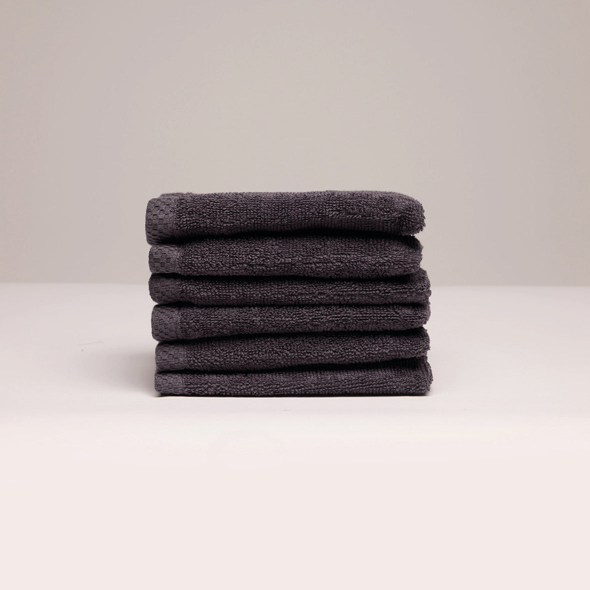 <p>Gant de toilette coton peigné LT - Oasis - 6 x (15 x 21 cm)</p>