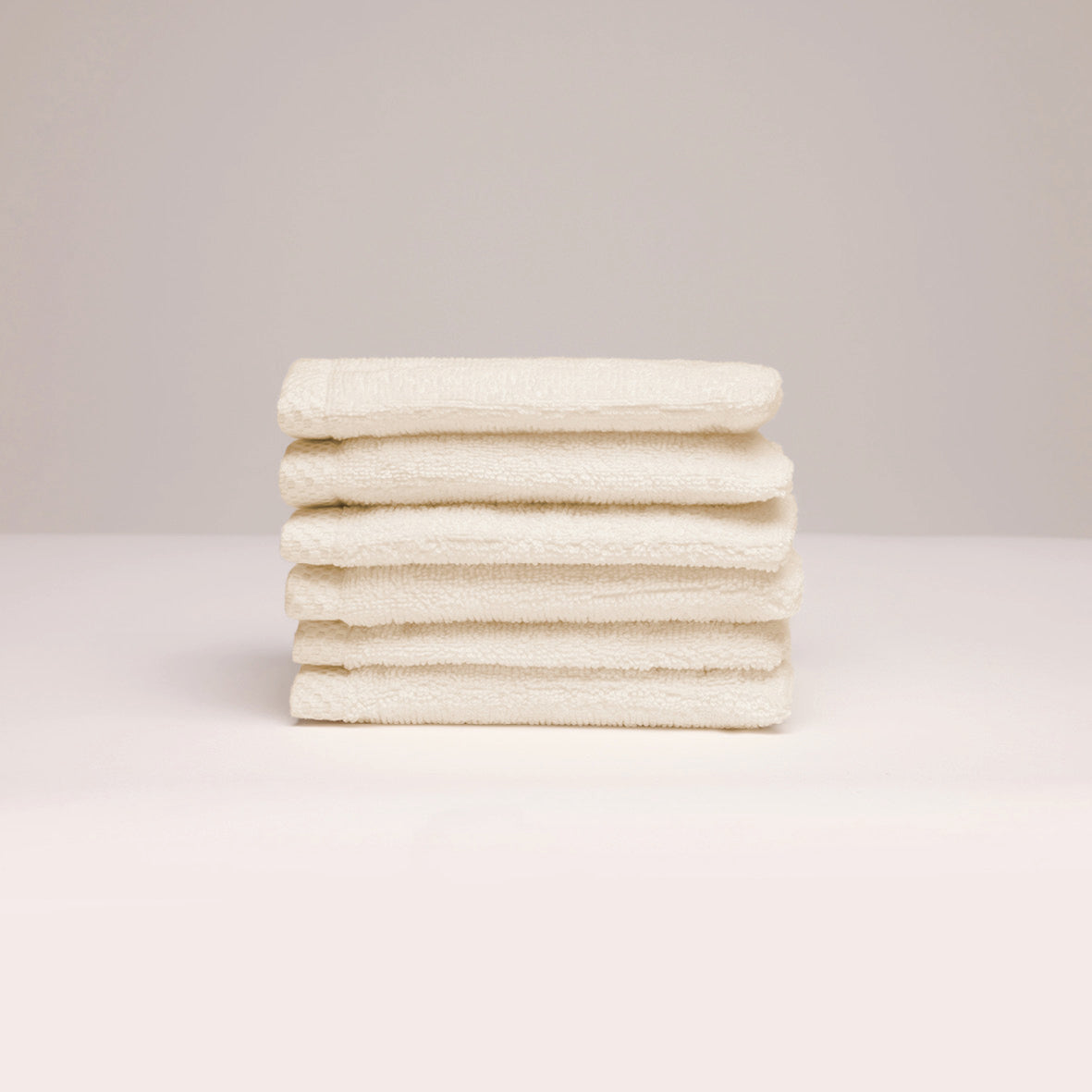 <p>Gant de toilette coton peigné LT - Oasis - 6 x (15 x 21 cm)</p>