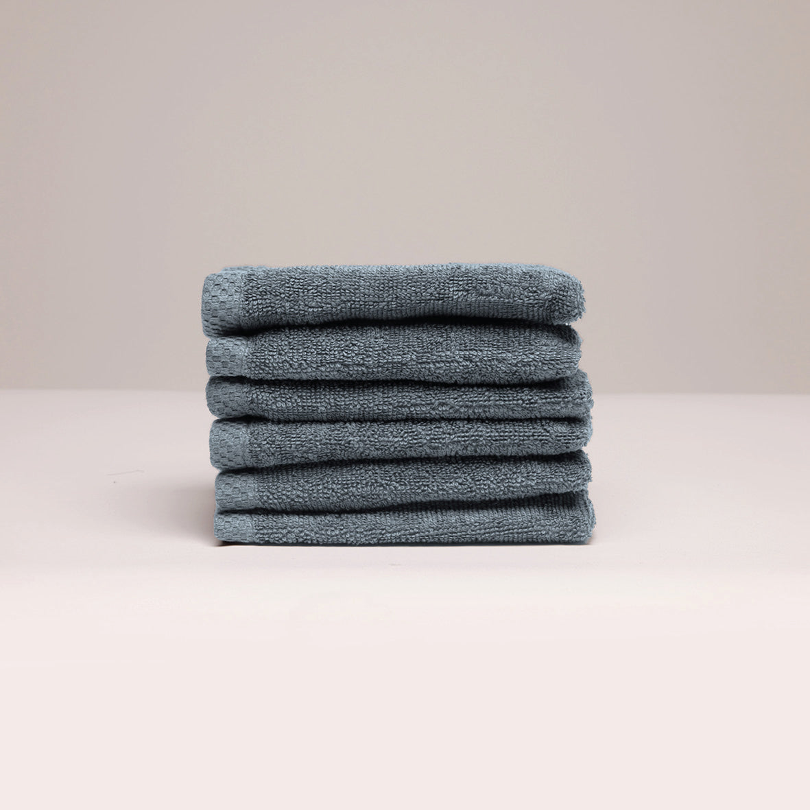 <p>Gant de toilette coton peigné LT - Oasis - 6 x (15 x 21 cm)</p>