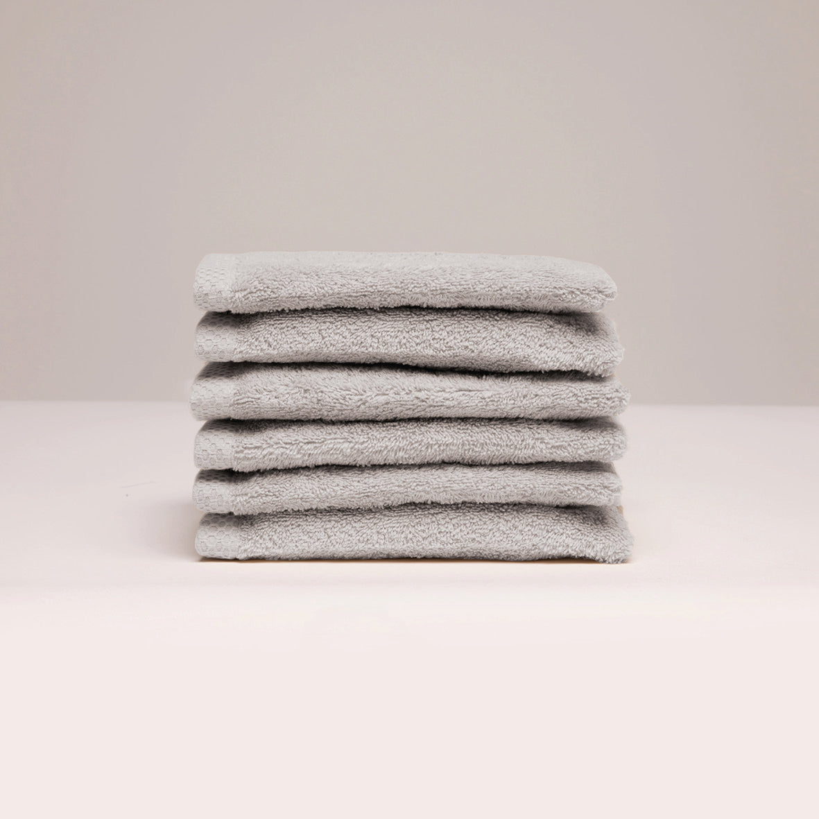 <p>Gant de toilette coton peigné LT - Oasis - 6 x (15 x 21 cm)</p>