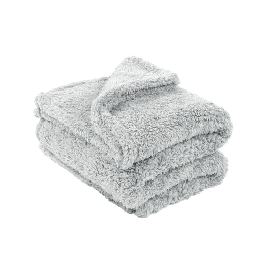 <p>Plaid teddy -  Gris clair -130 x 170 cm</p>