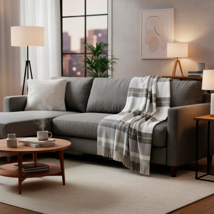 <p>Plaid tissé - Tartan Gris / Blanc - 130 x 170 cm</p>