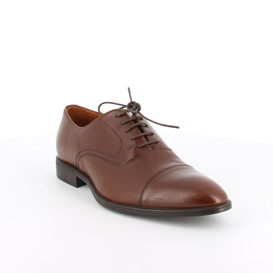 Derbies en cuir Chamois Marron