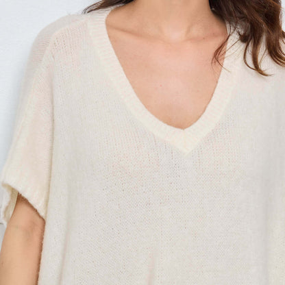 COL V OVERSIZED SANS MANCHES MILIE BLANC