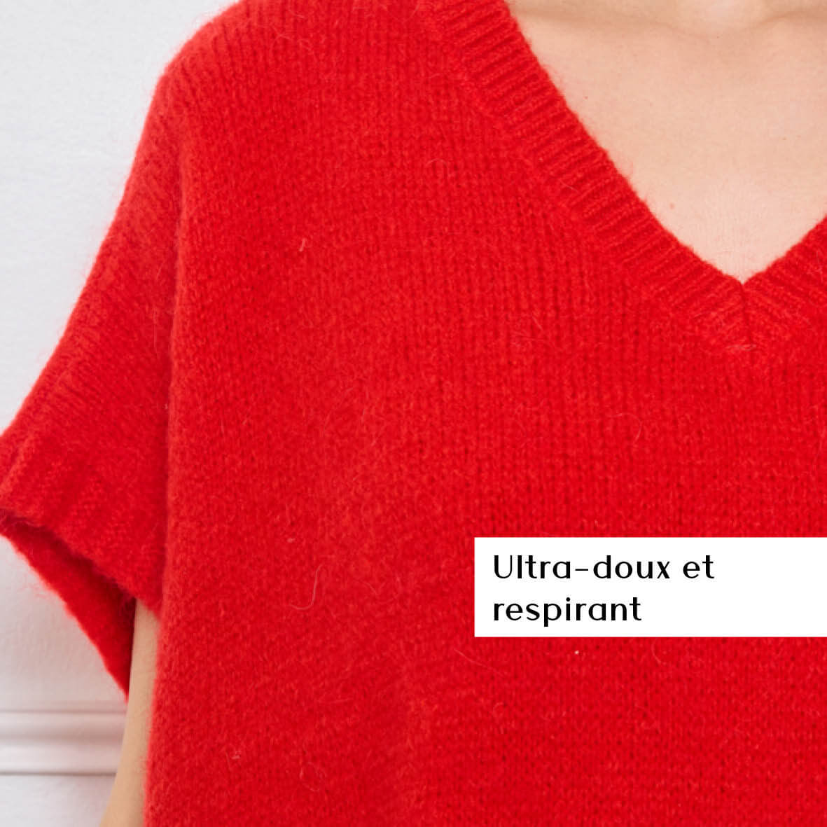 COL V OVERSIZED SANS MANCHES MILIE ROUGE