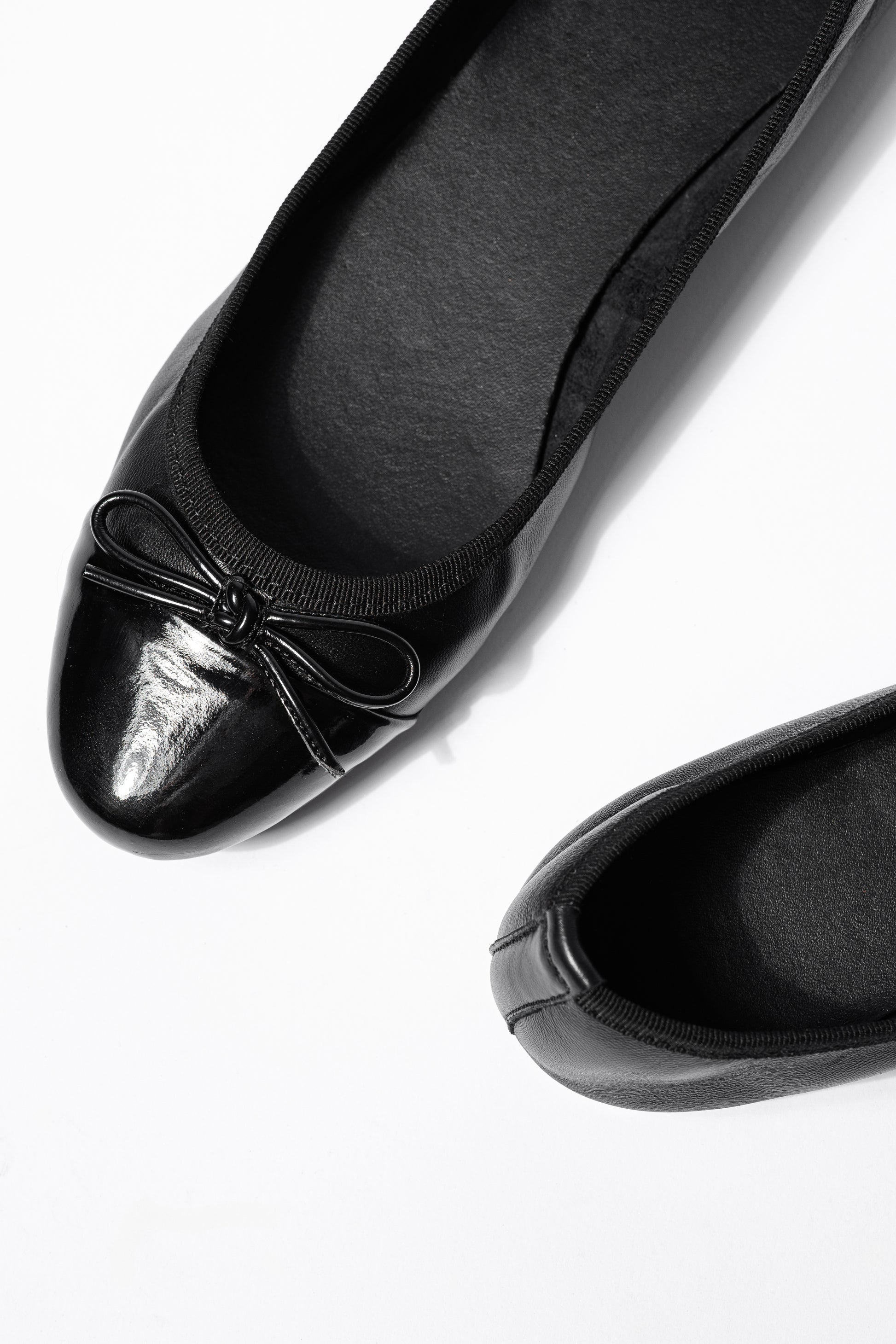 DIANE NOIR - BALLERINE