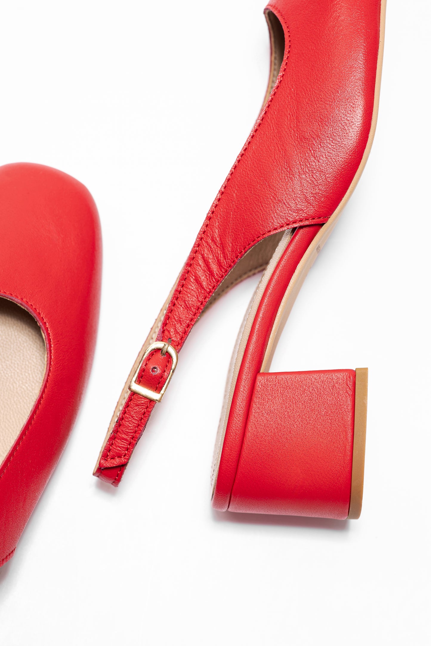 TRACY ROUGE - SLINGBACK