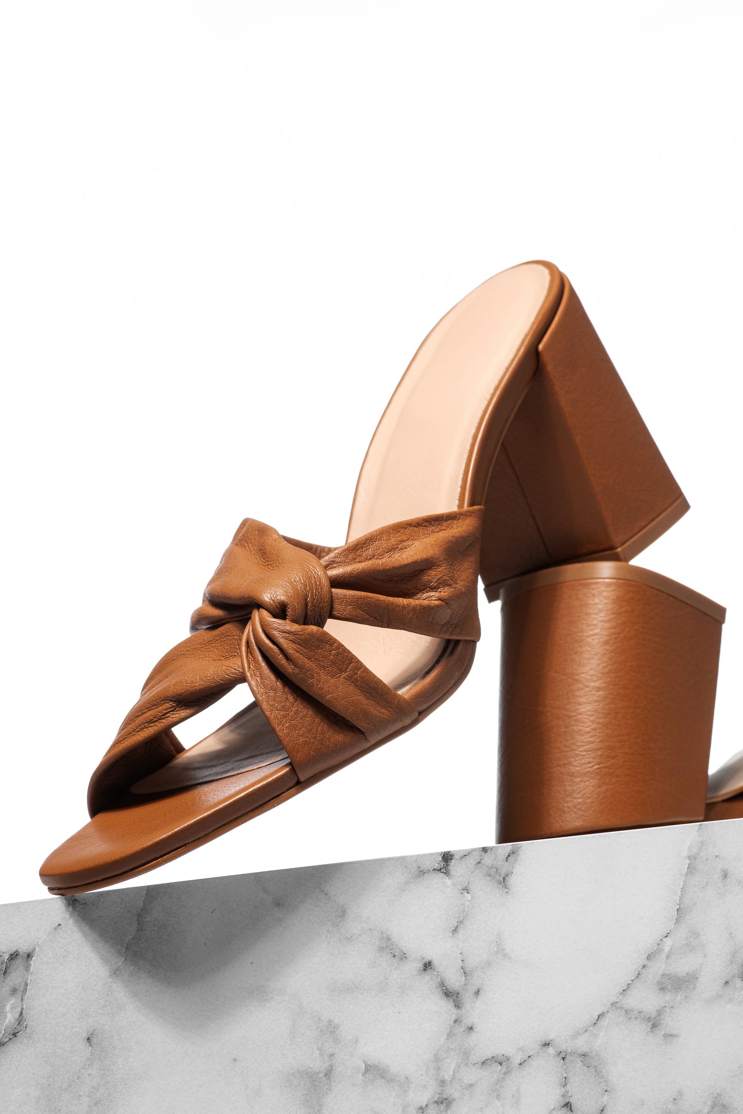 BECKY COGNAC - MULE