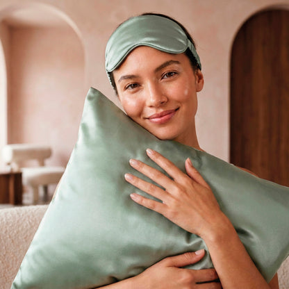 Pillowcase + eyemask silk - Nuit de soie Sage green